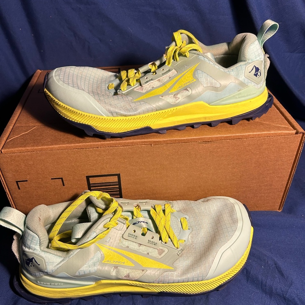 Altra- sneakers, green, 7 women sw